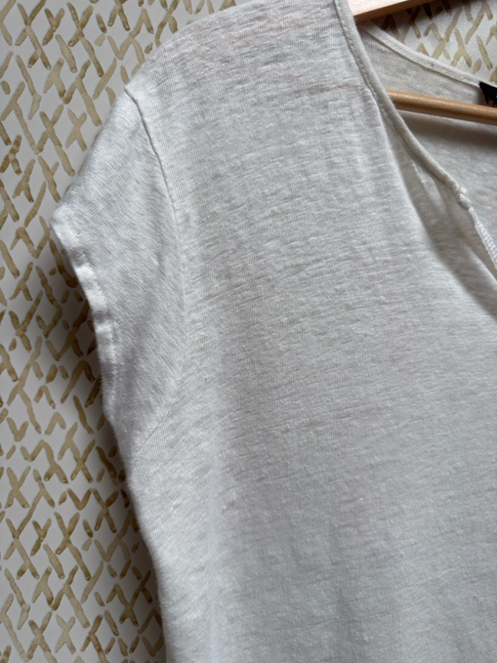 Sanctuary Linen Tee White VNeck Chiffon Hem Pocket Top Relaxed Boho L - Picture 6 of 11